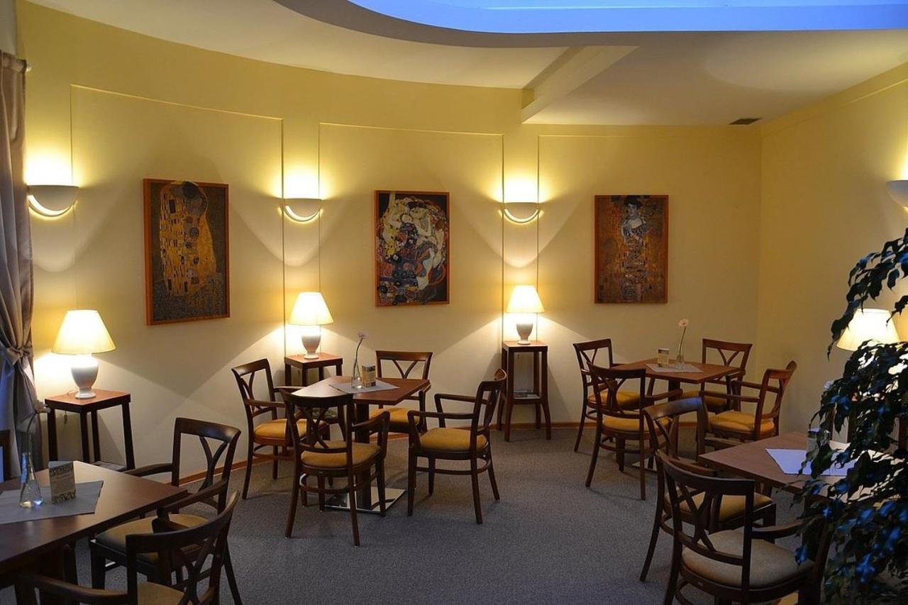 Hotel Havel ริคโนฟ นัด คเยชโนว์ ภายนอก รูปภาพ
